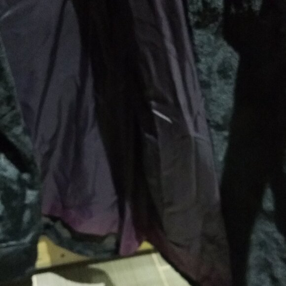 VINTAGE  DOUBLE BREASTED VELVET COAT W FAUX FUR - Picture 9 of 15